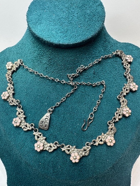 Yochi NY Victorian Style Floral Link Necklace with Pink Swarovski Accents - Picture 3 of 9